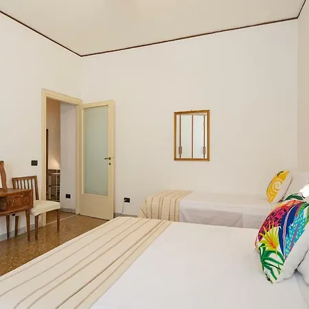 Nice And Well Connected 1 Bed Flat In Testaccio * Rom