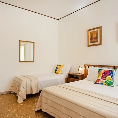 Lejlighed Nice And Well Connected 1 Bed Flat In Testaccio *